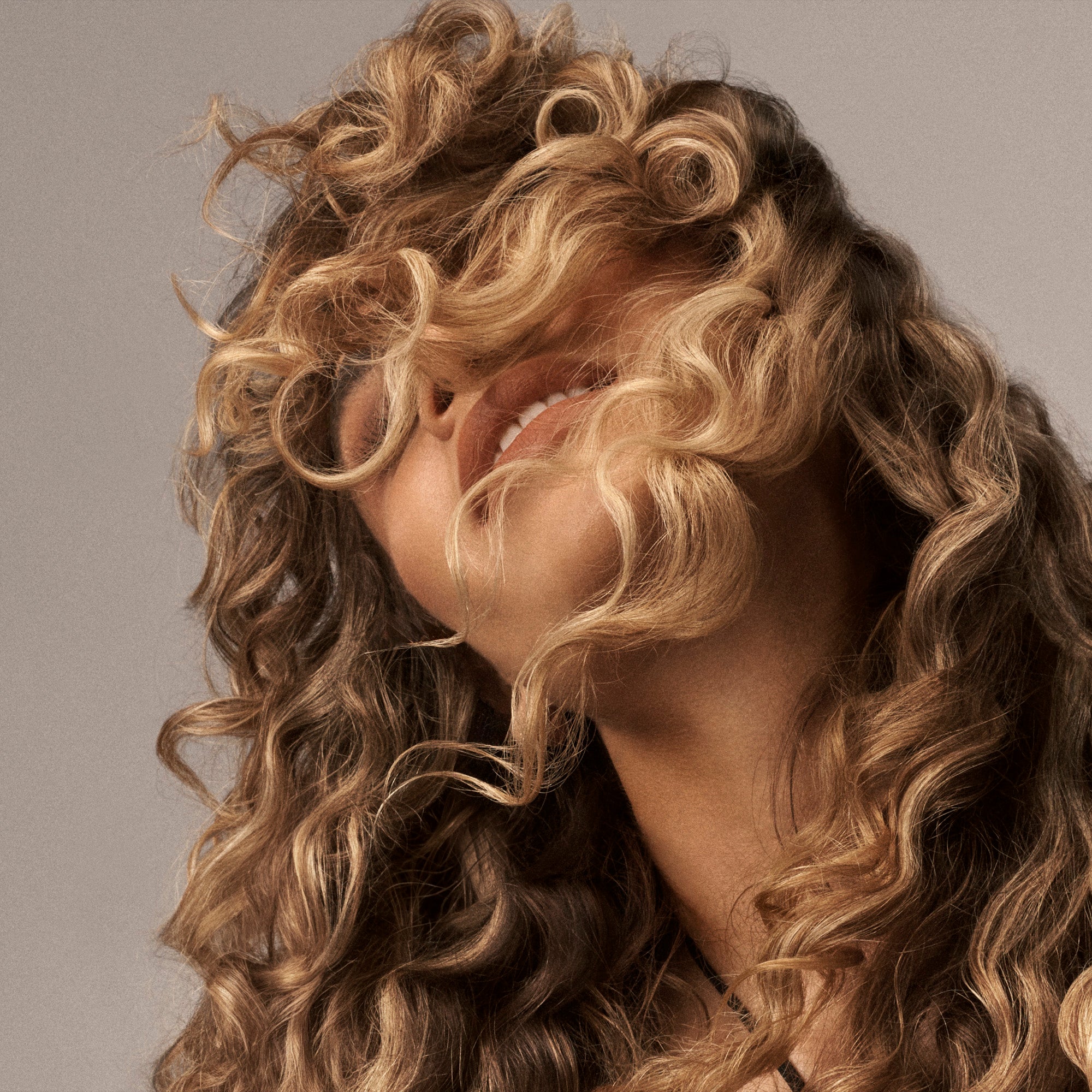 Curl Gloss Hydration & Hold - Image 5