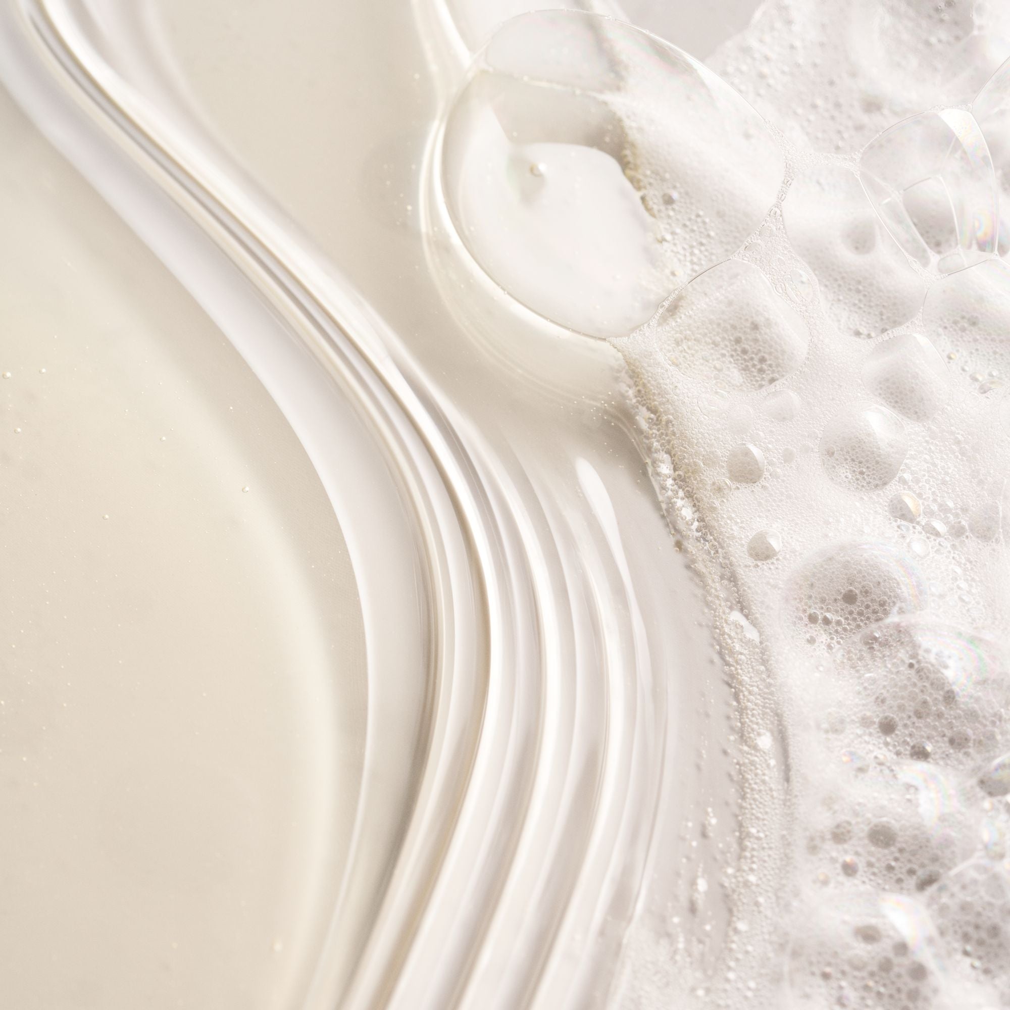 Serene Scalp Densifying Shampoo - Image 2