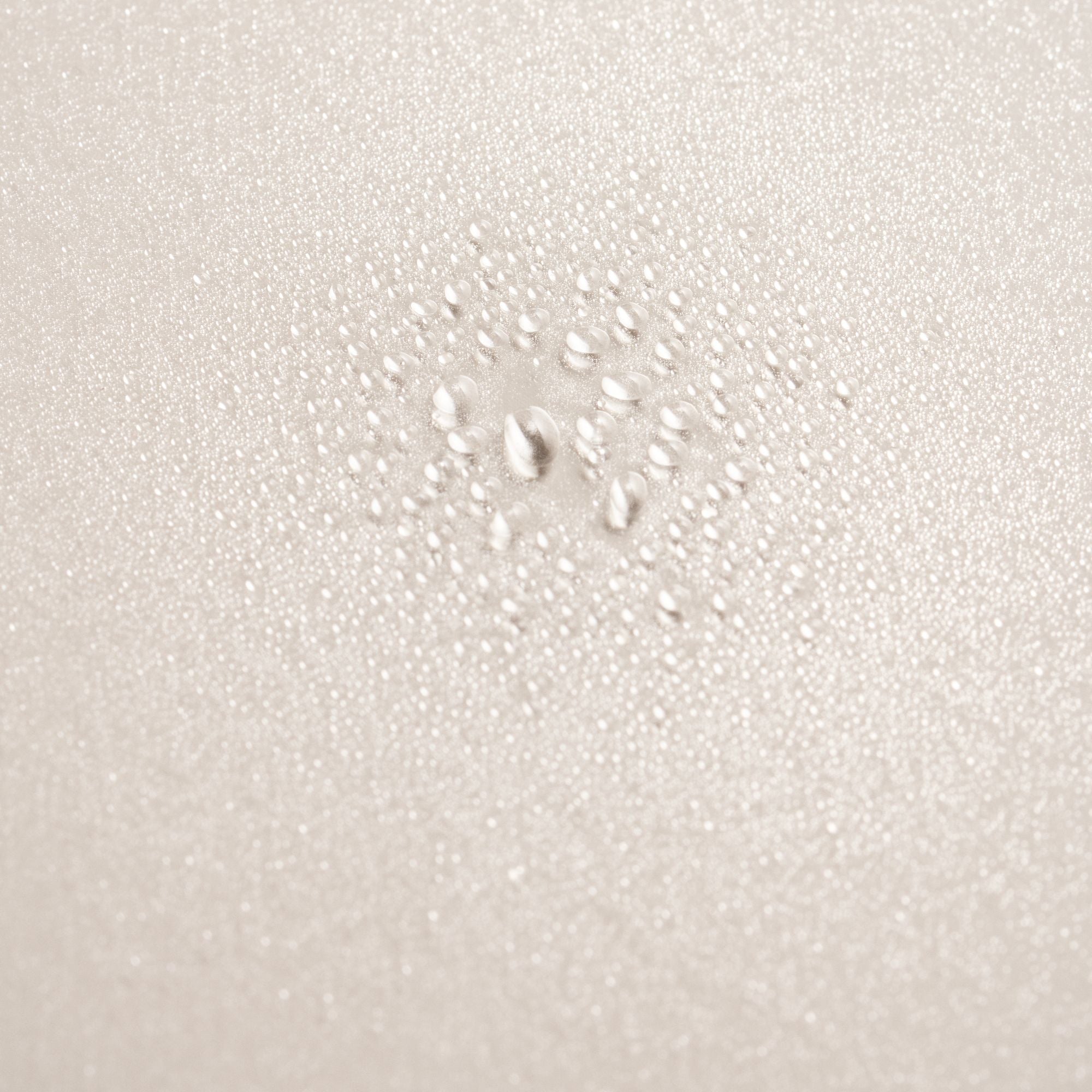 Serene Scalp Densifying Treatment Spray - Image 2
